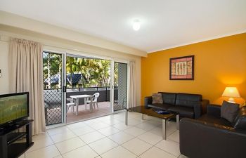 Broadwater-Apartments-Labrador-15
