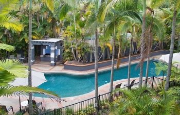 Broadwater-Apartments-Labrador-24